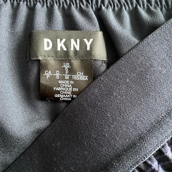 DKNY midi skirt small (NWT) - Picture 3 of 4